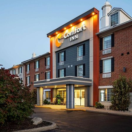 Comfort Inn Sarnia Exterior photo