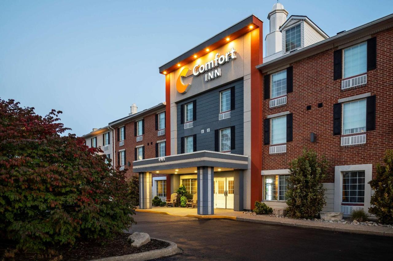 Comfort Inn Sarnia Exterior photo