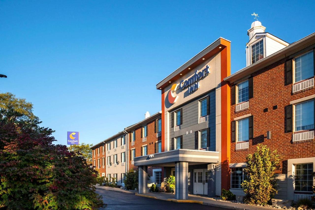 Comfort Inn Sarnia Exterior photo